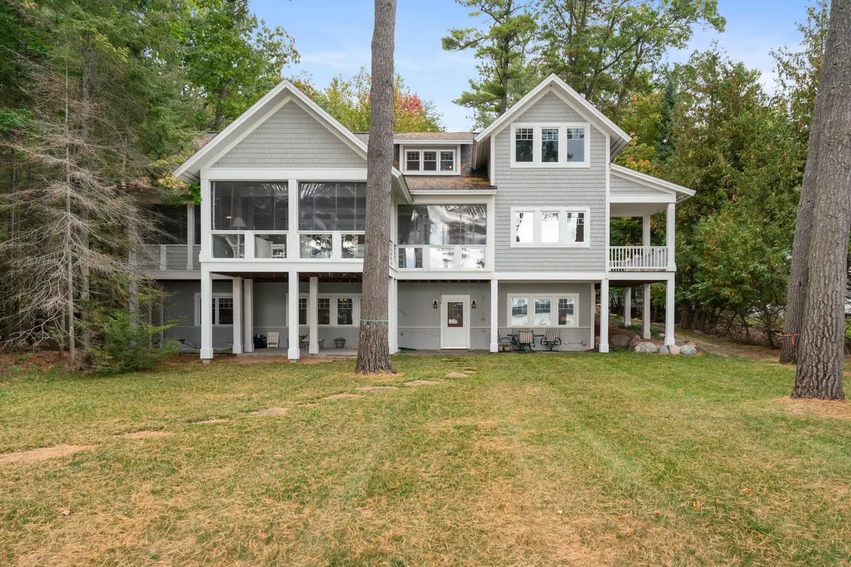 6613 Hillside Avenue, Indian River, MI 49749 - Image #1