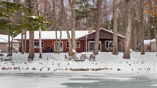 1115 Lagoon Avenue, Lewiston, MI 49756