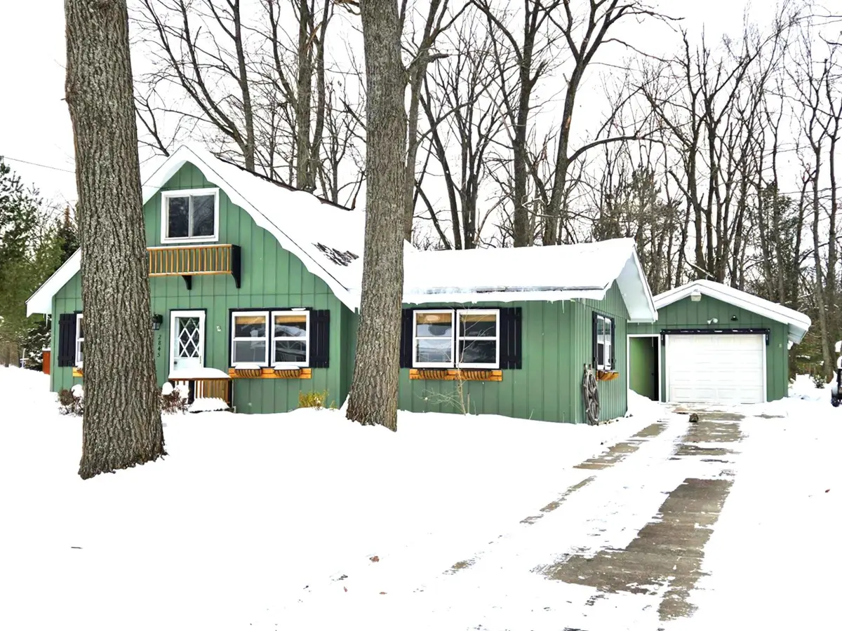 2845 Oak Avenue, Lewiston, MI 49756 - Image #1