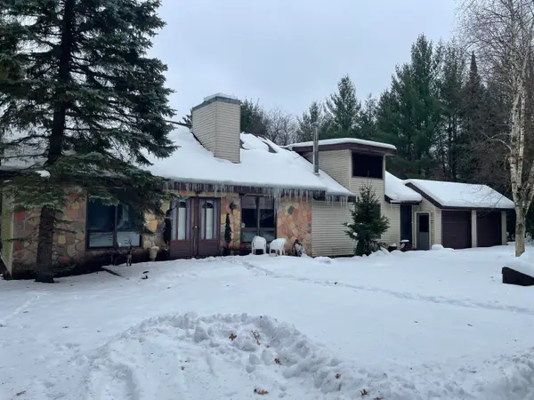 11269 Tanglewood Drive, Roscommon, MI 48653