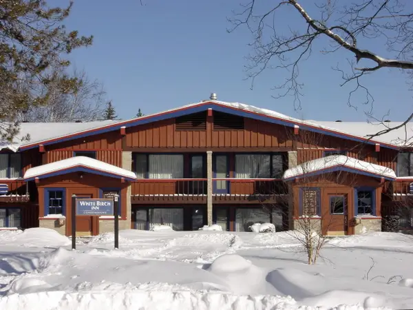 761 Logmark Trail, Gaylord, MI 49735