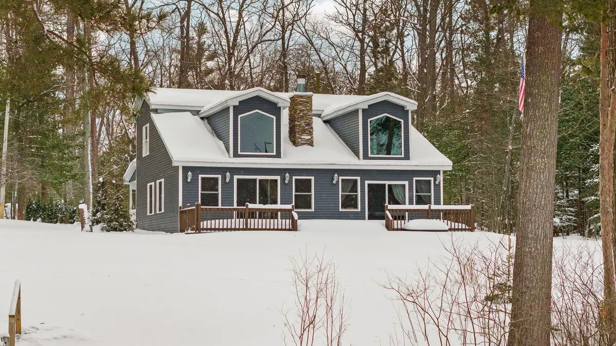 7928 Blueberry Lane, Johannesburg, MI 49751 - #1