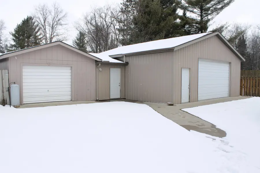 10413 Washington Street, Saint Helen, MI 48656 - #3