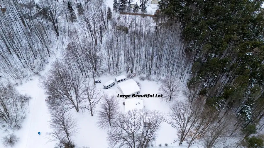 114 Bay City Trail, Houghton Lake, MI 48629 - Image #3