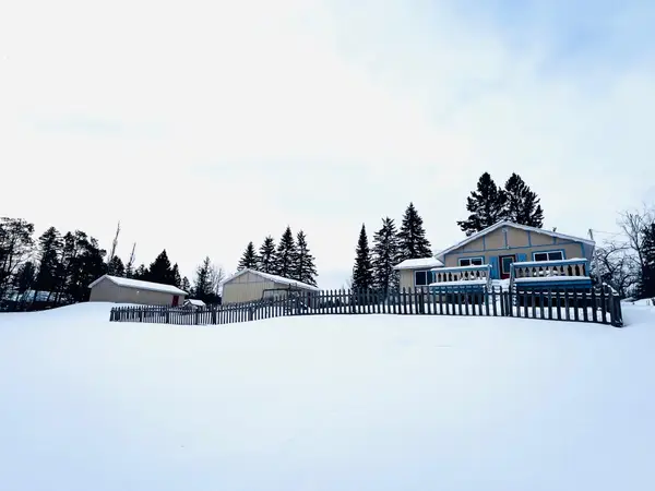 6637 Forsyth Drive, Cheboygan, MI 49721