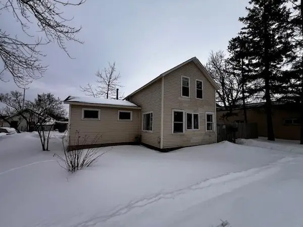 106 S B Street, Cheboygan, MI 49721