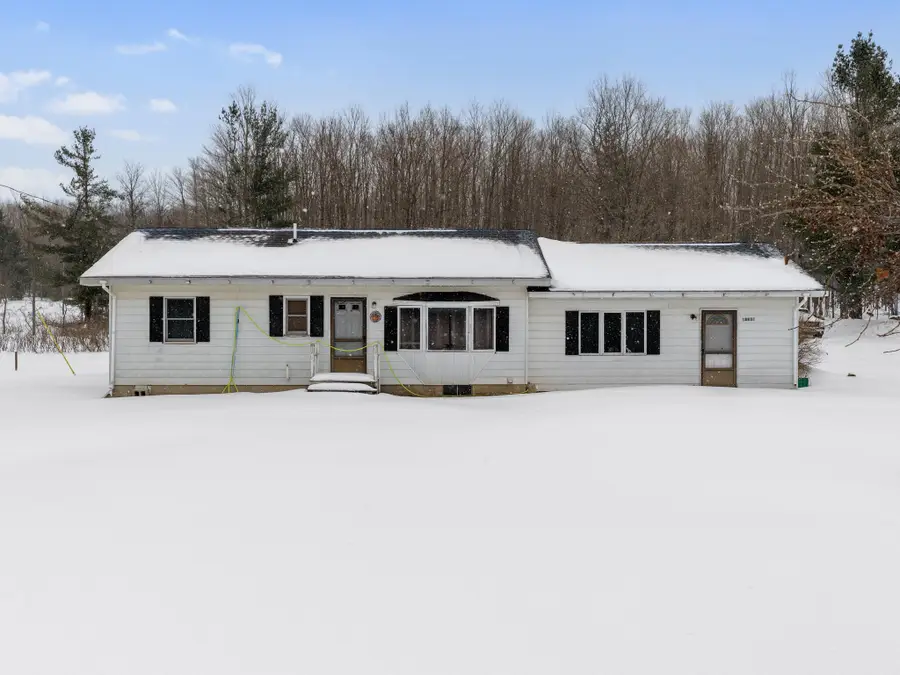 18831 Pleasant Valley Road, Atlanta, MI 49709 - #2