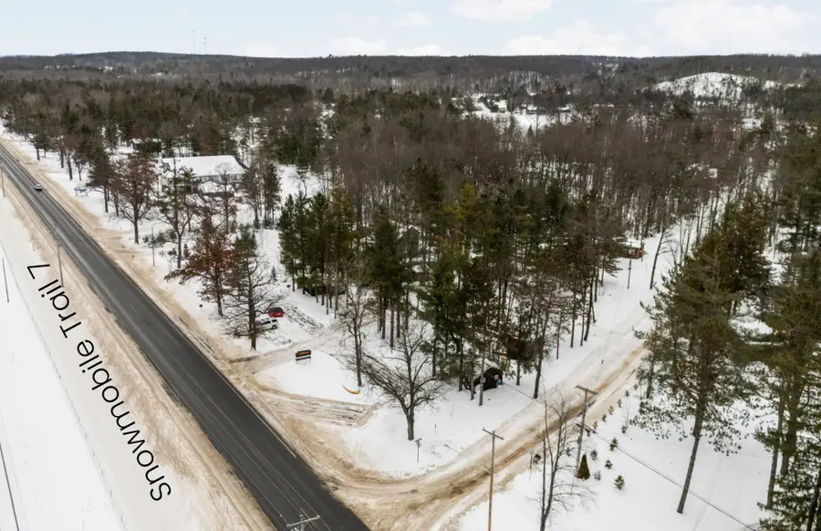 9411 S Old Us Highway 27, Gaylord, MI 49735 - #3