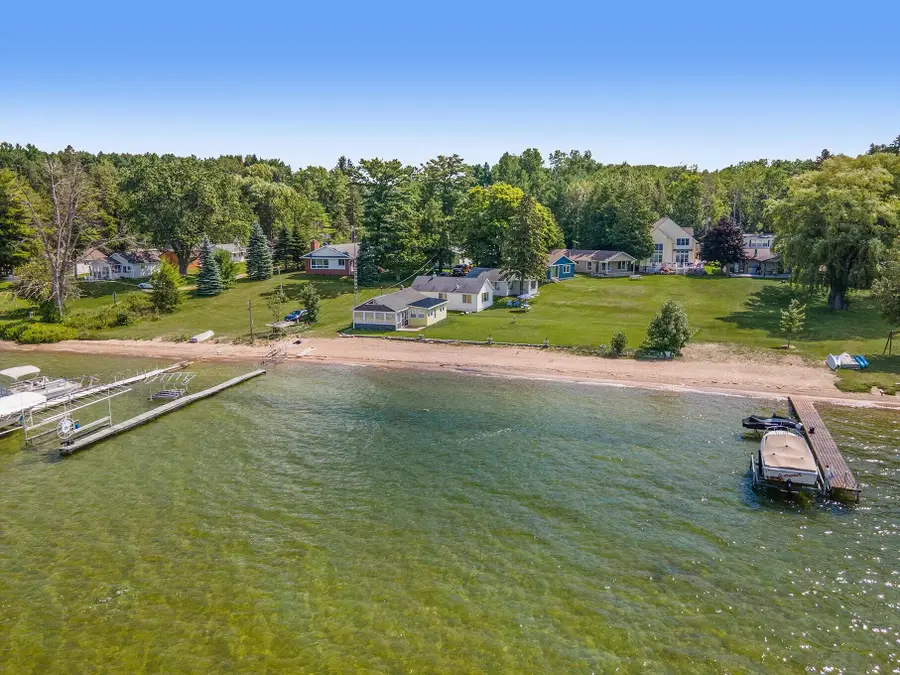 939 Stratford Lane, Indian River, MI 49749 - #2