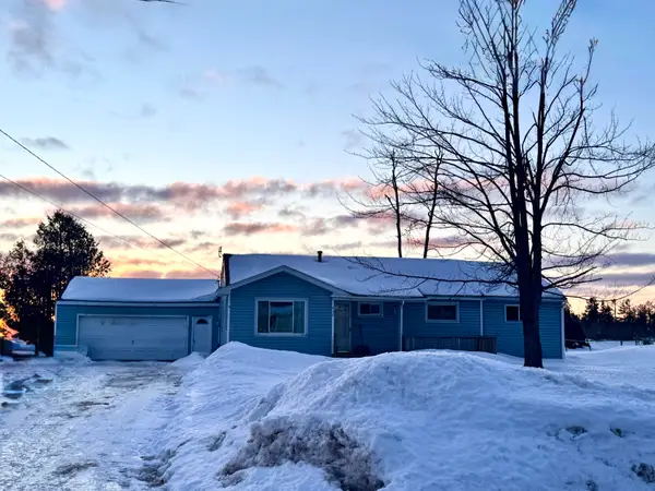 950 Briar Lane, Gaylord, MI 49735