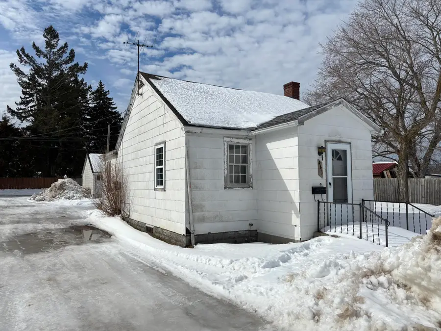 443 S 3rd Street, Rogers City, MI 49779 - #2