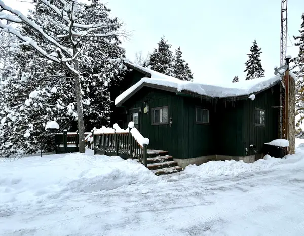 8255 Misery Bay Road, Alpena, MI 49707