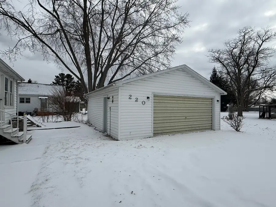 220 Alice Street, East Tawas, MI 48730 - #3