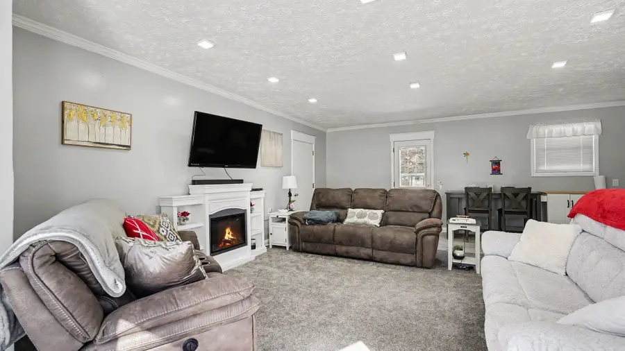 102 Peninsula Dr Drive, Prudenville, MI 48651 - #2