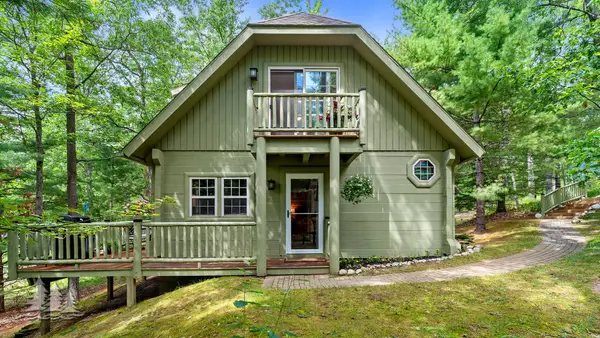 840 Golf Cottage Drive, Lewiston, MI 49756