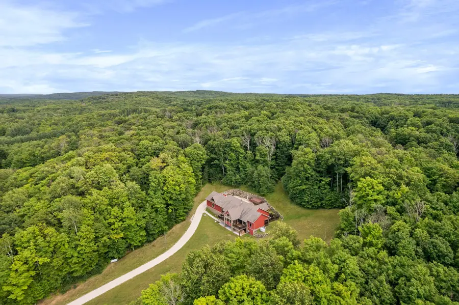 125 W Lakeview Road, Levering, MI 49755 - #2