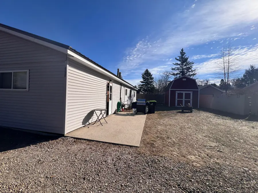 9062 W Airport Road, Saint Helen, MI 48656 - #3