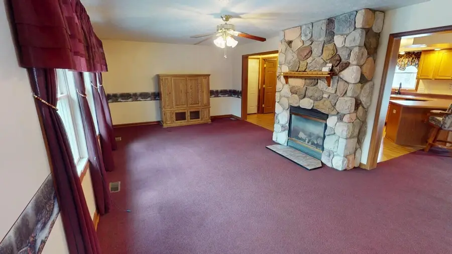 106 Southview, Houghton Lake, MI 48629 - #2