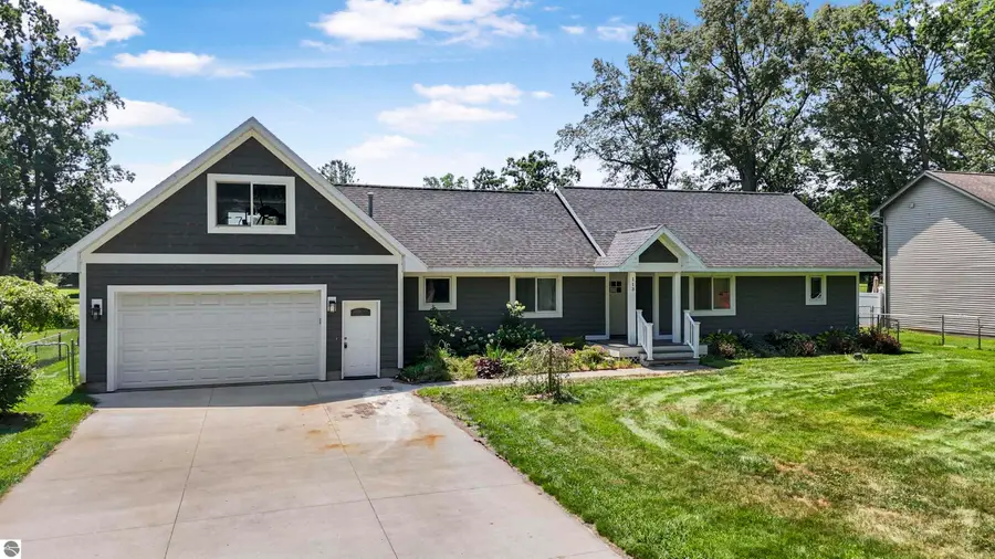 113 Bright Angel Drive, Prudenville, MI 48651 - #3