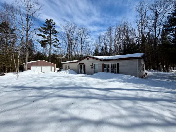 14200 Scenic Court, Cheboygan, MI 49721