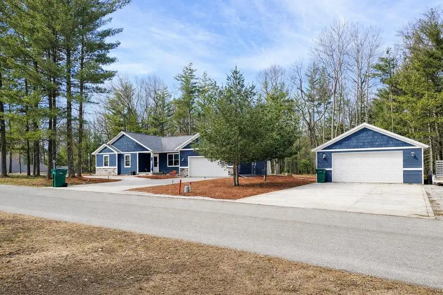 306 White Fawn Court, Prudenville, MI 48651 - #2