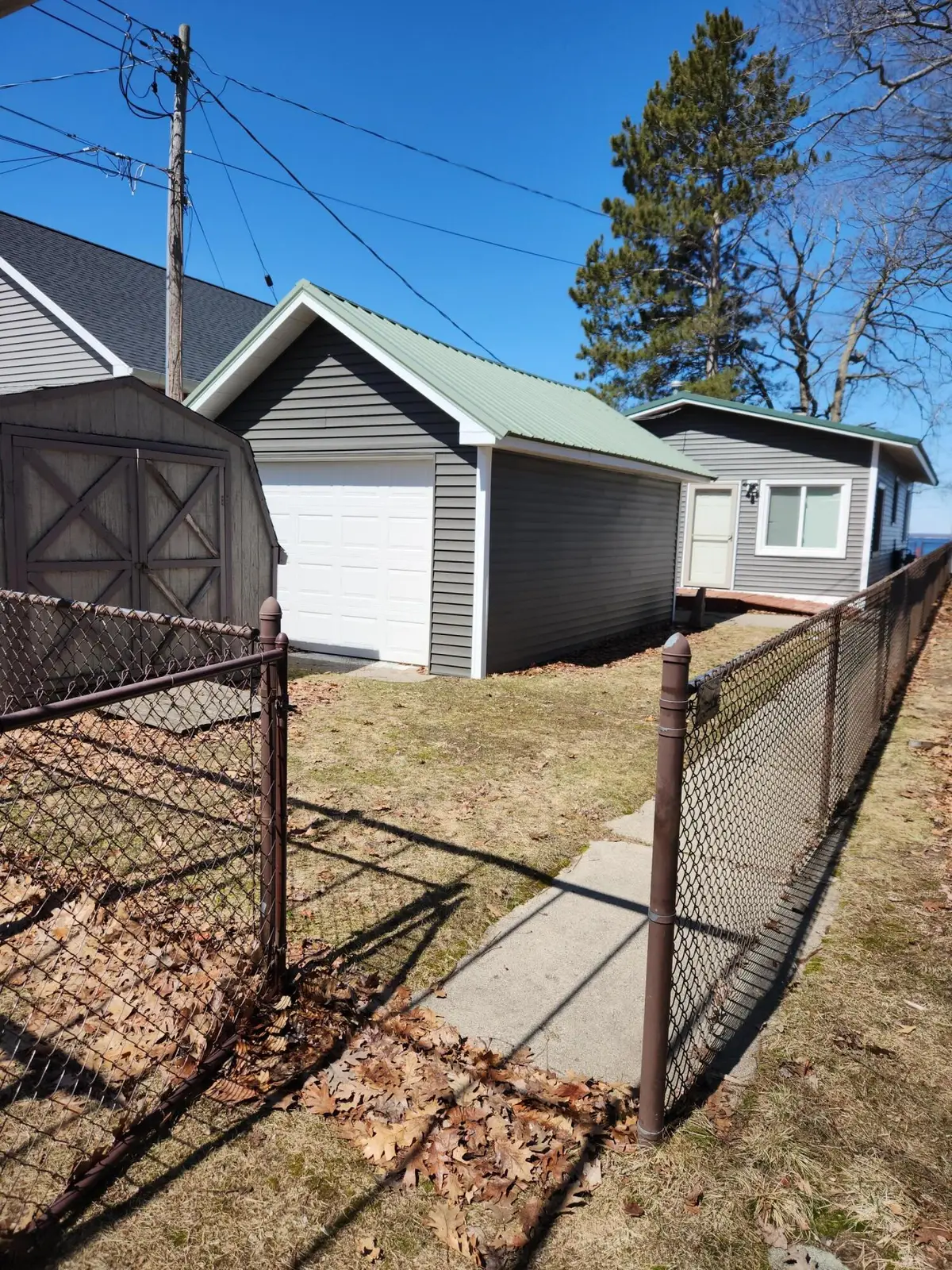 1504 Houghton View Drive, Houghton Lake, MI 48629 - #1