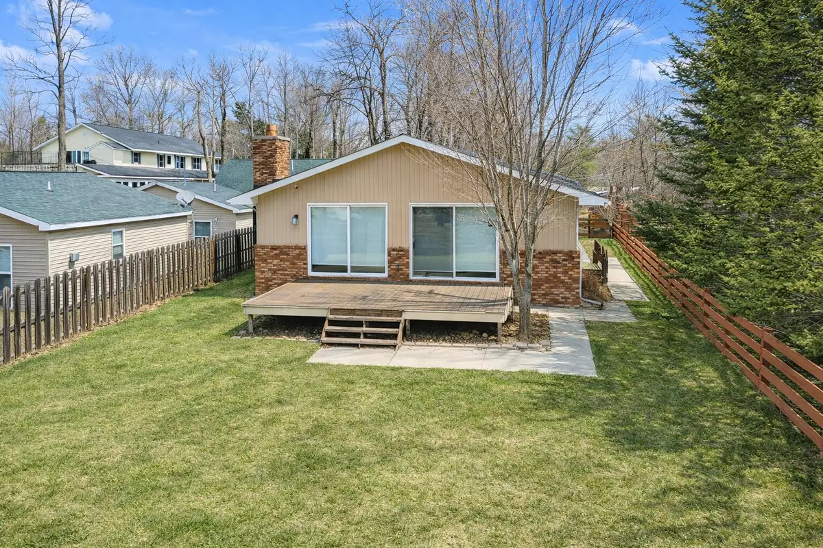 108 Eastbrook Avenue, Houghton Lake, MI 48629 - #1