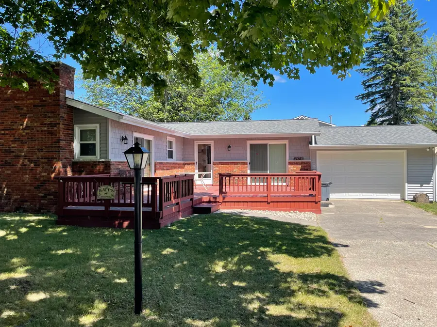 115 Holly Lane, Roscommon, MI 48653 - #2