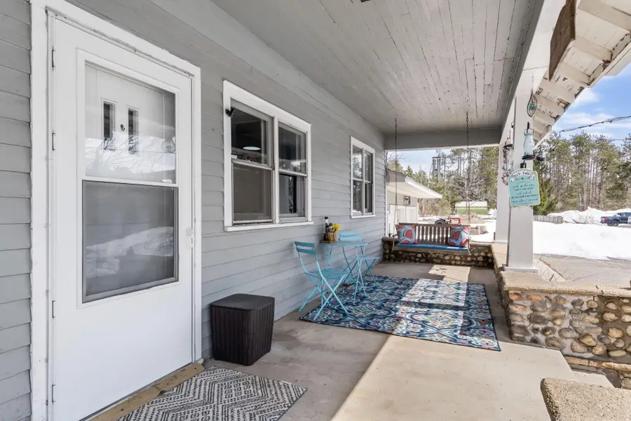 960 N Center Avenue, Gaylord, MI 49735 - #3