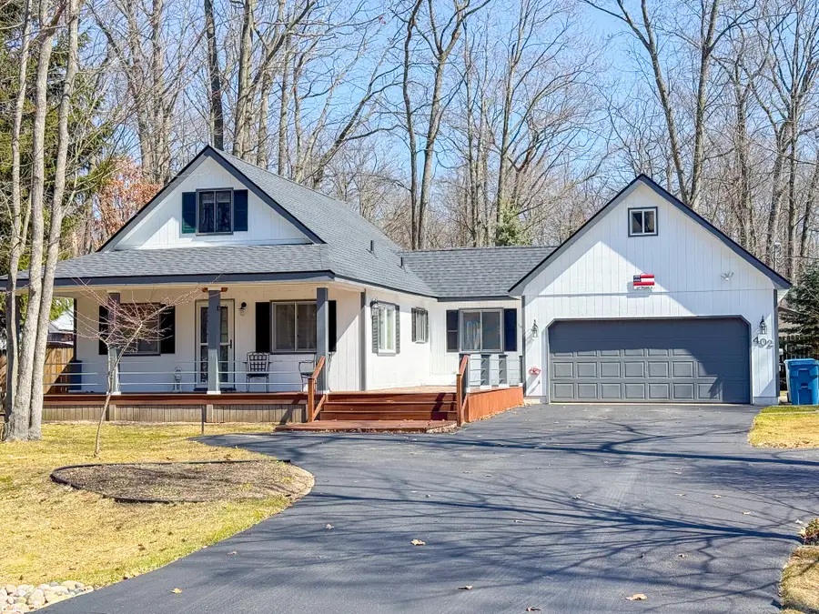 402 Sheffield Drive, Roscommon, MI 48653 - #2