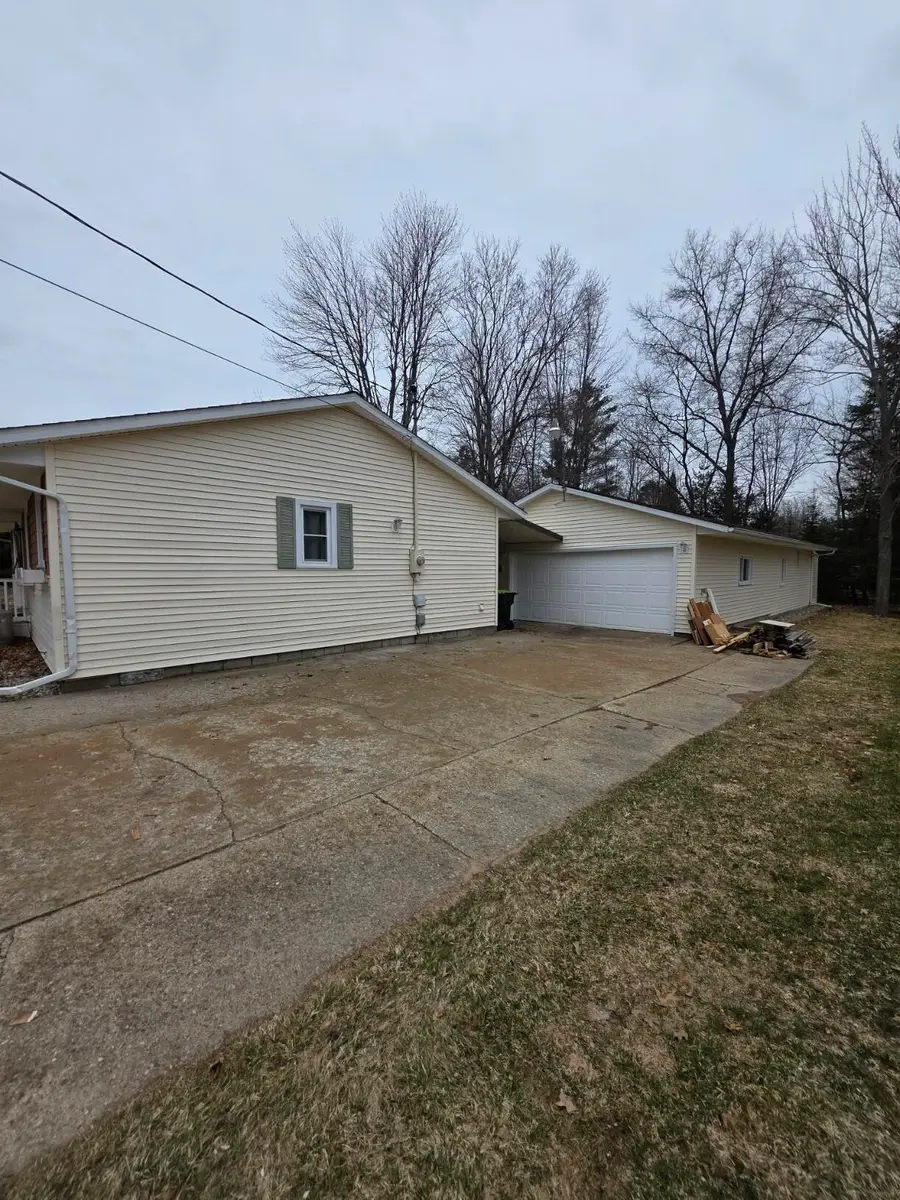 1851 Lakewoods Beach Road, Saint Helen, MI 48656 - #2