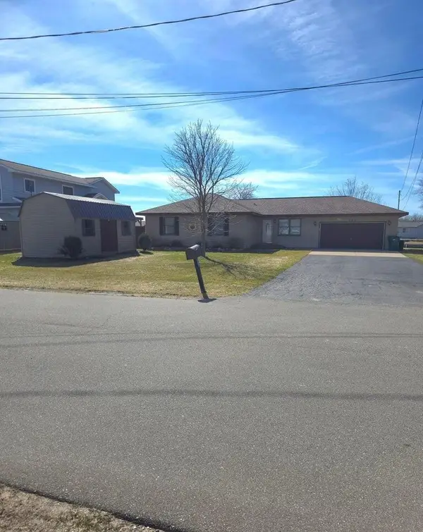 102 Dockside Drive, Houghton Lake, MI 48629