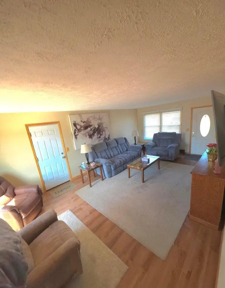 102 Dockside Drive, Houghton Lake, MI 48629 - #2