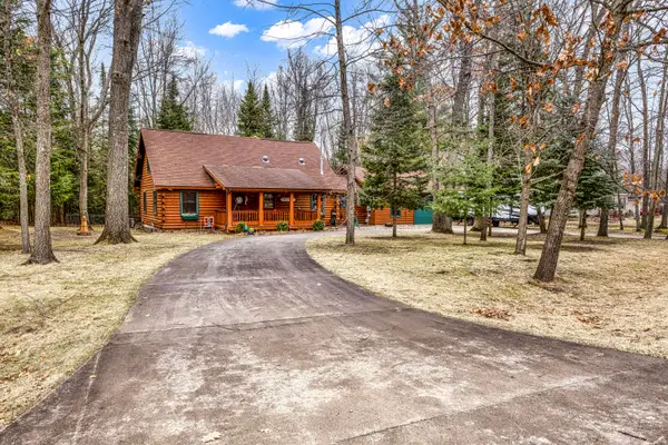 305 Meadow Lane, Prudenville, MI 48651