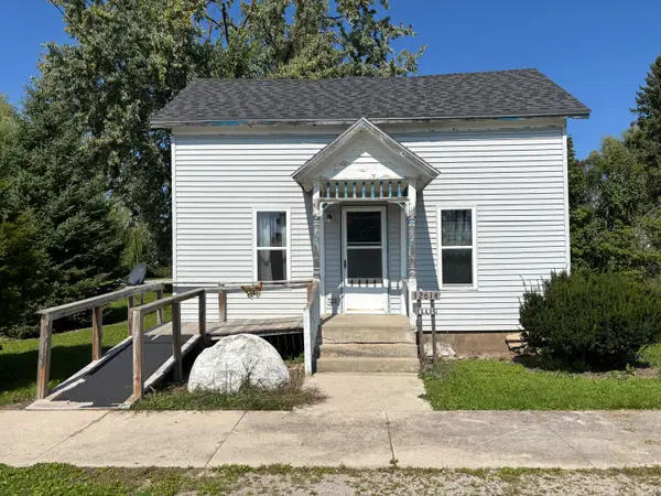 12614 Chandler Street, Millersburg, MI 49759