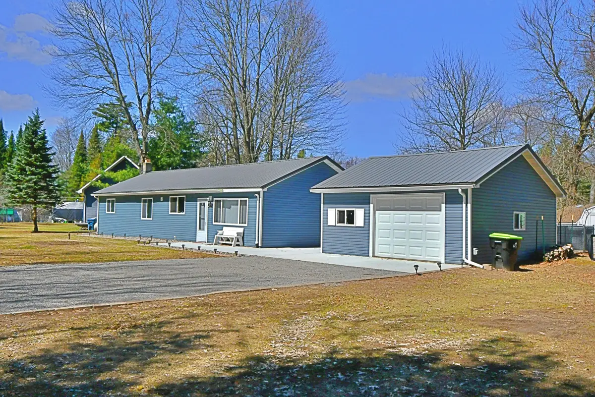 8693 South Street, Saint Helen, MI 48656 - #1