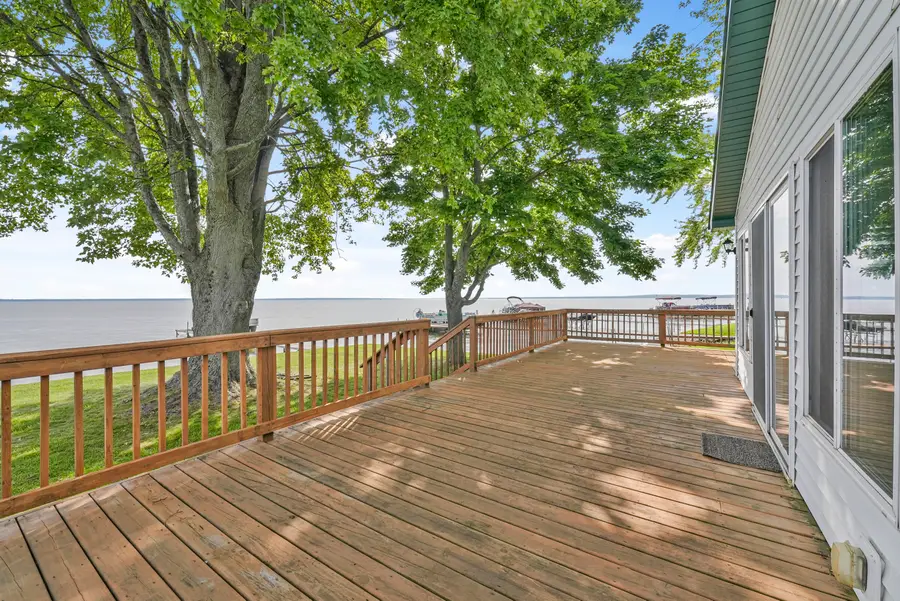 119 Wilson Avenue, Houghton Lake, MI 48629 - #3