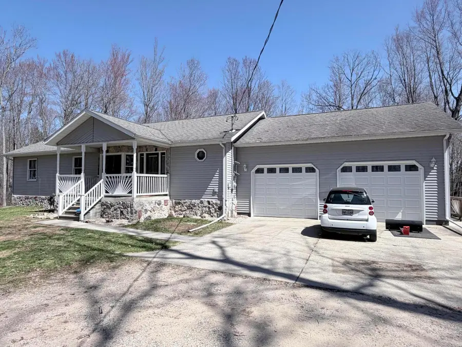 11805 S Flooter Road, Roscommon, MI 48653 - #3