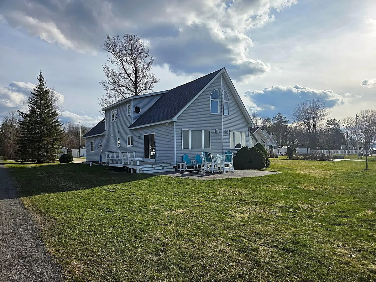 323 Kimberly Drive, Prudenville, MI 48651 - #1