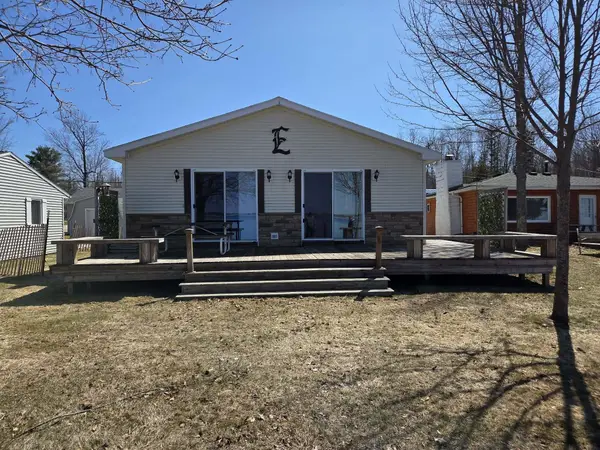 3321 Long Point Drive, Houghton Lake, MI 48629