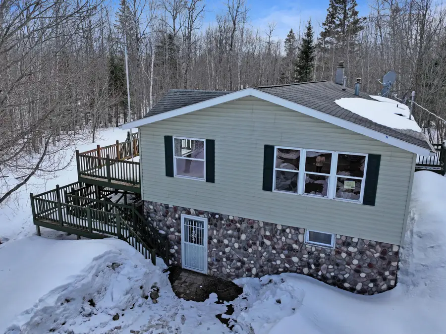 10810 S Riverside Drive, Bruce, MI 49783 - #3