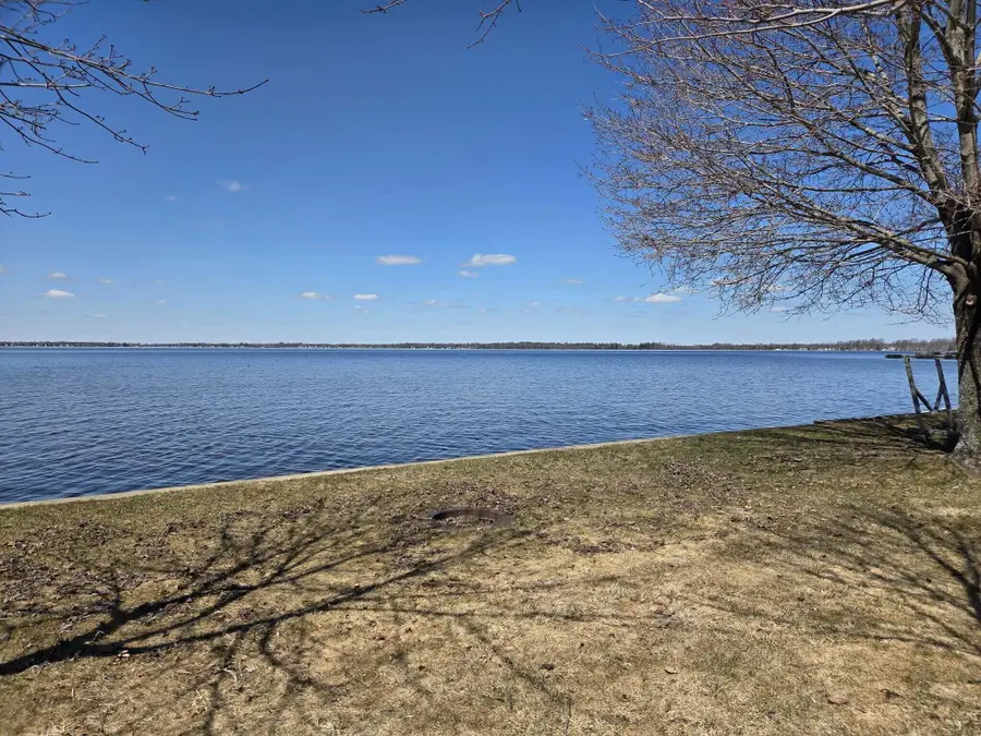 3321 Long Point Drive, Houghton Lake, MI 48629 - #3