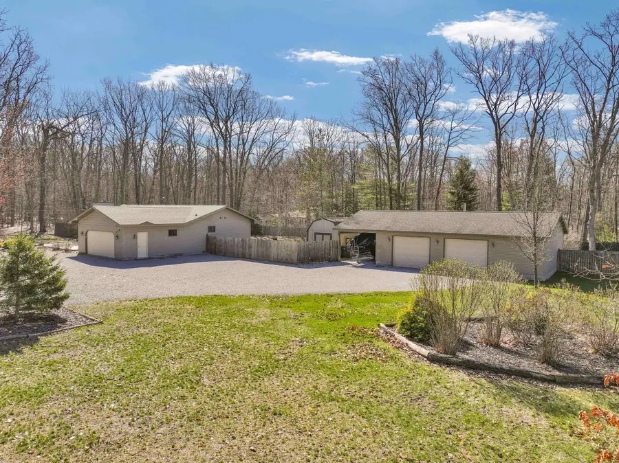 134 Heritage Way, Roscommon, MI 48653 - #3