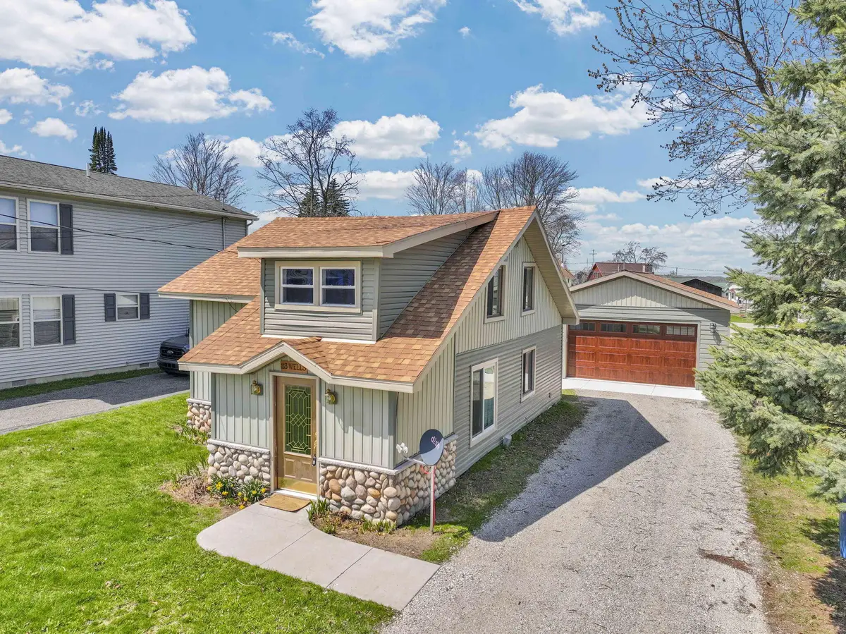 113 Wells Street, Houghton Lake, MI 48629 - #1