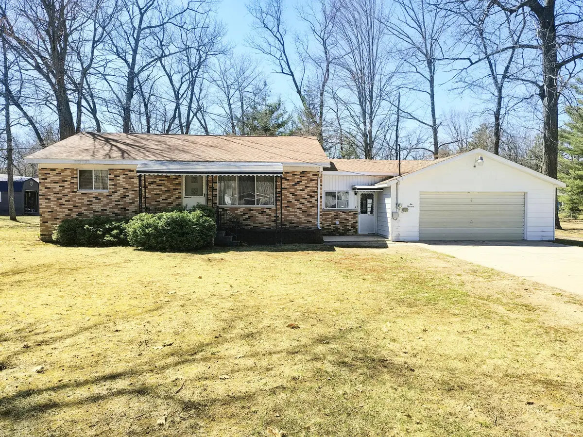 213 Chippewa Trail, Prudenville, MI 48651 - #1