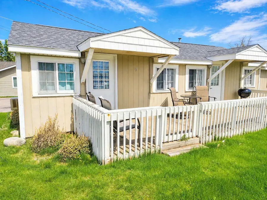 6344 W Houghton Lake Drive, Houghton Lake, MI 48629 - #2