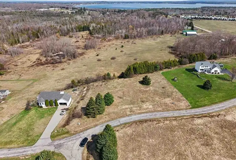 Unit 4 Clover Lane, Charlevoix, MI 49720 - #1