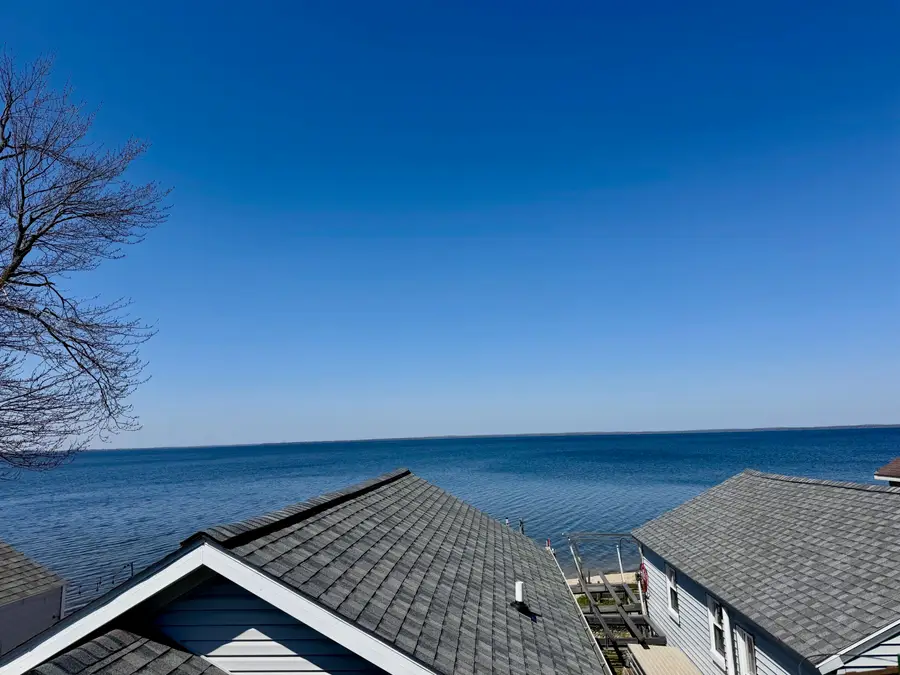 204 Broadway Road, Houghton Lake, MI 48629 - #2