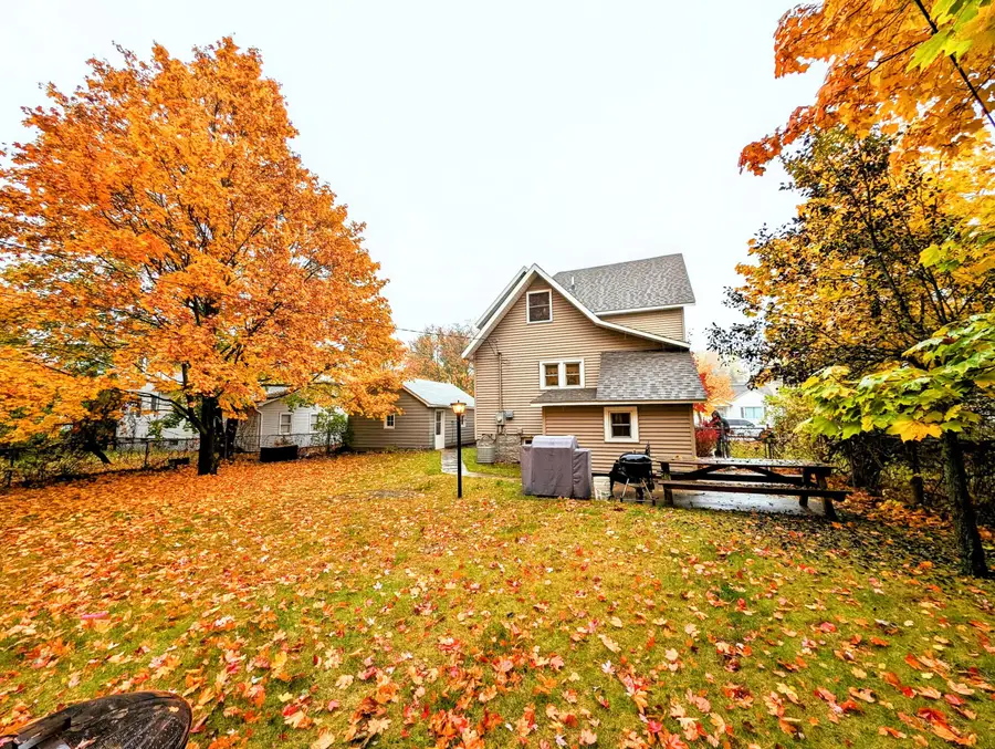 408 West Lincoln Street, Alpena, MI 49707 - #3