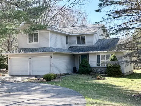 108 Carpenter Boulevard, Roscommon, MI 48653